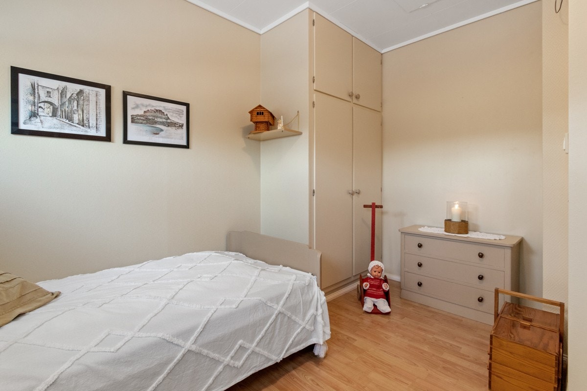 Soverom nr. 2 - Her er integrert garderobe Galleribilde