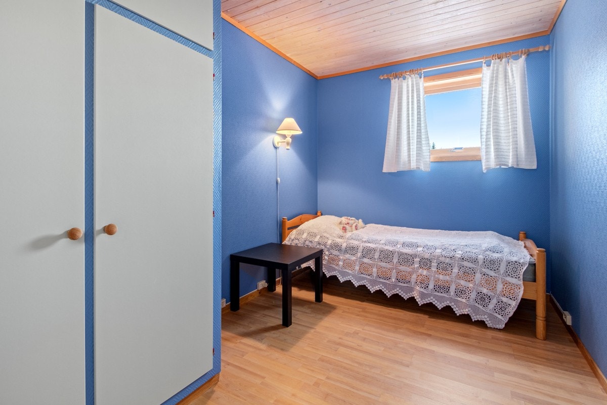 Soverom nr. 3 i 1. etg. Dette soverommet er opprinnelig byggesøkt som bod. Galleribilde