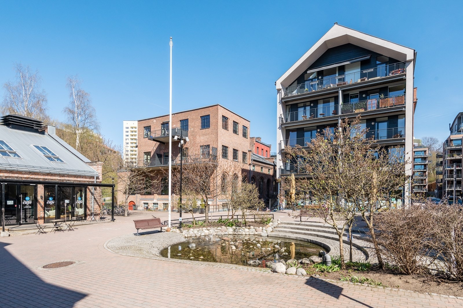 Svært idyllisk beliggenhet på Lilleborg like ved Akerselva Galleribilde