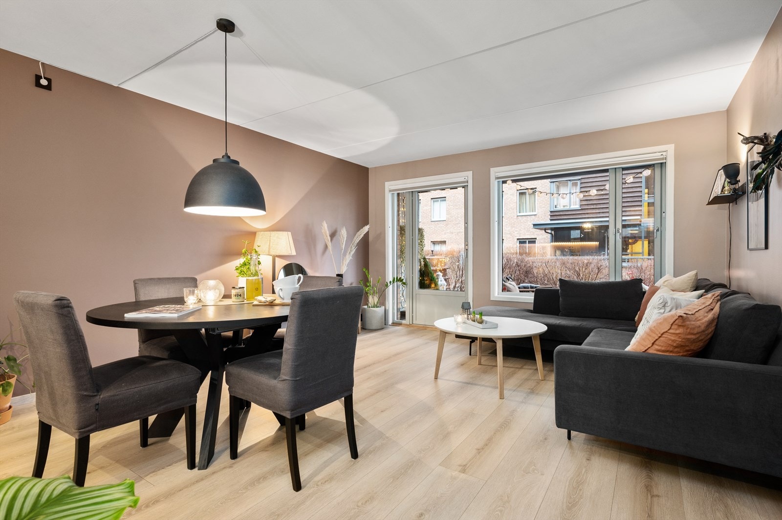 Det er bare til å flytte rett inn, så det eneste du trenger å tenke på er hvordan du vil innrede. Galleribilde