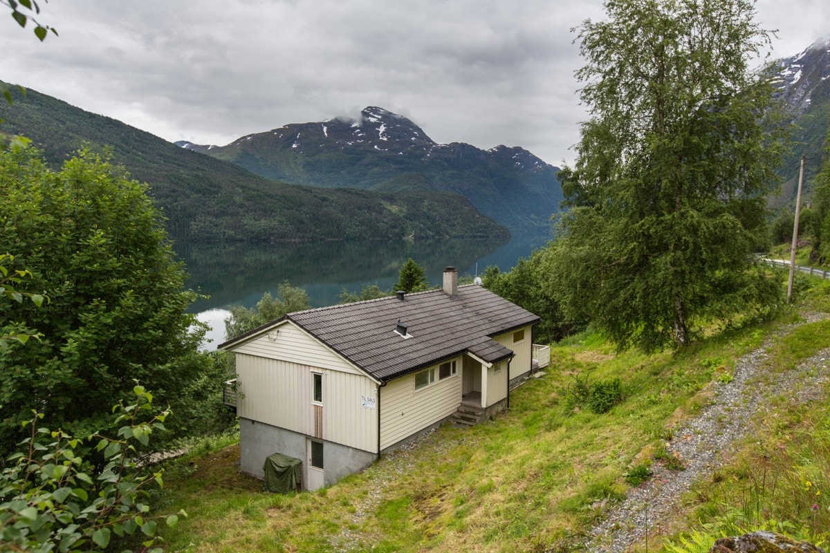 Velkommen til Kandalsvegen 1150 - Frittstående enebolig med idyllisk beliggenhet i fredelige omgivelser. Galleribilde