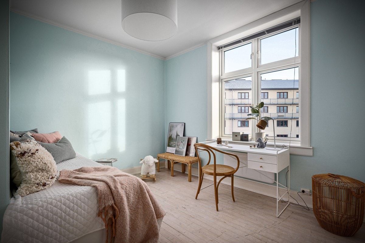 Soverom II med god plass til dobbeltseng alt. 2 barnesenger, kontorløsninger m.m. Galleribilde