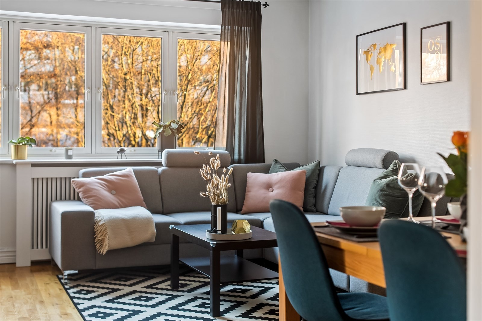 I taket et det downlights som er med på gi en god stemning. Galleribilde