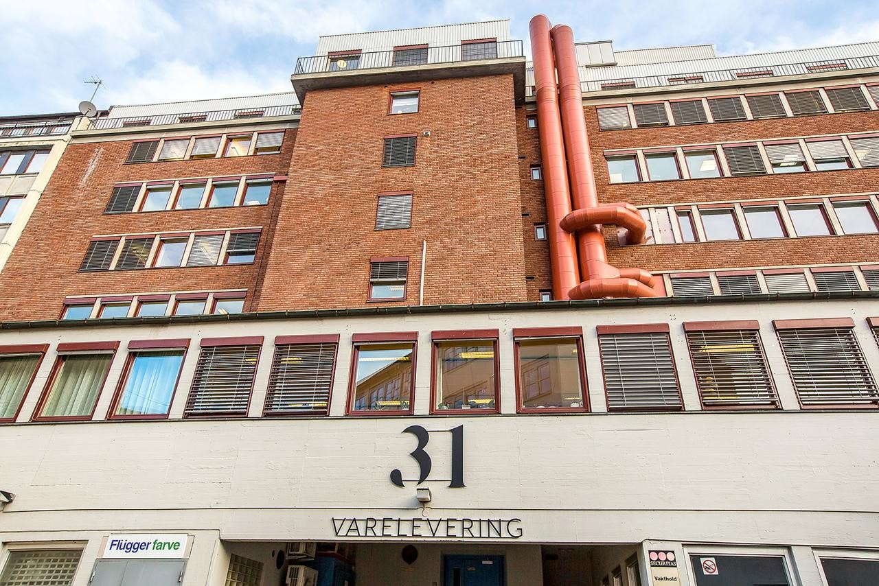 Fasade bak Galleribilde