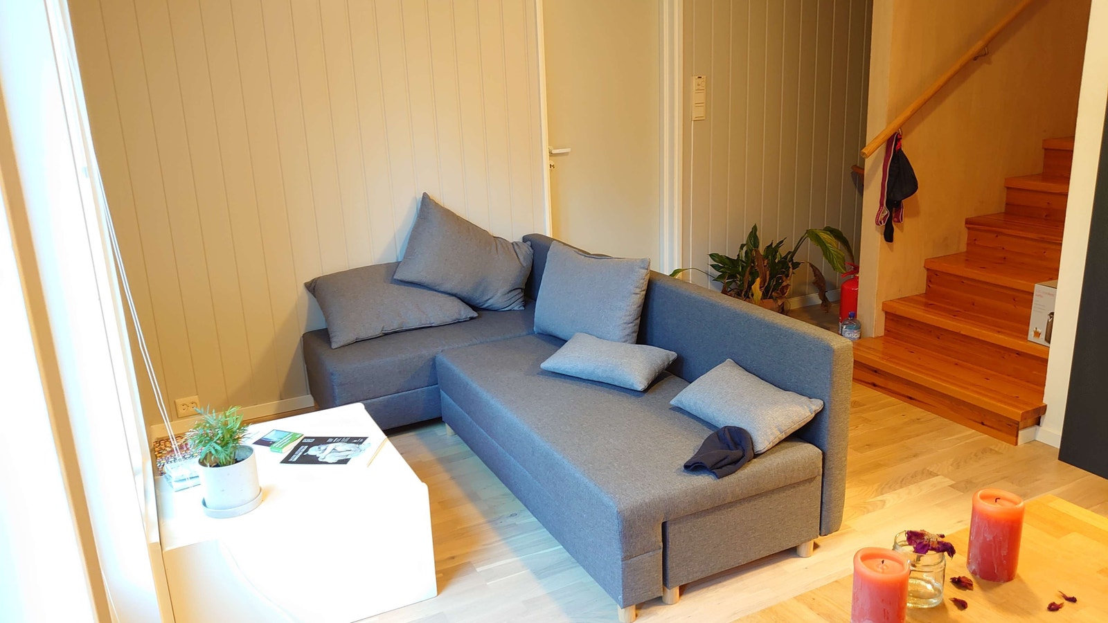 Stue/oppholdsrom mellom soverommene Galleribilde