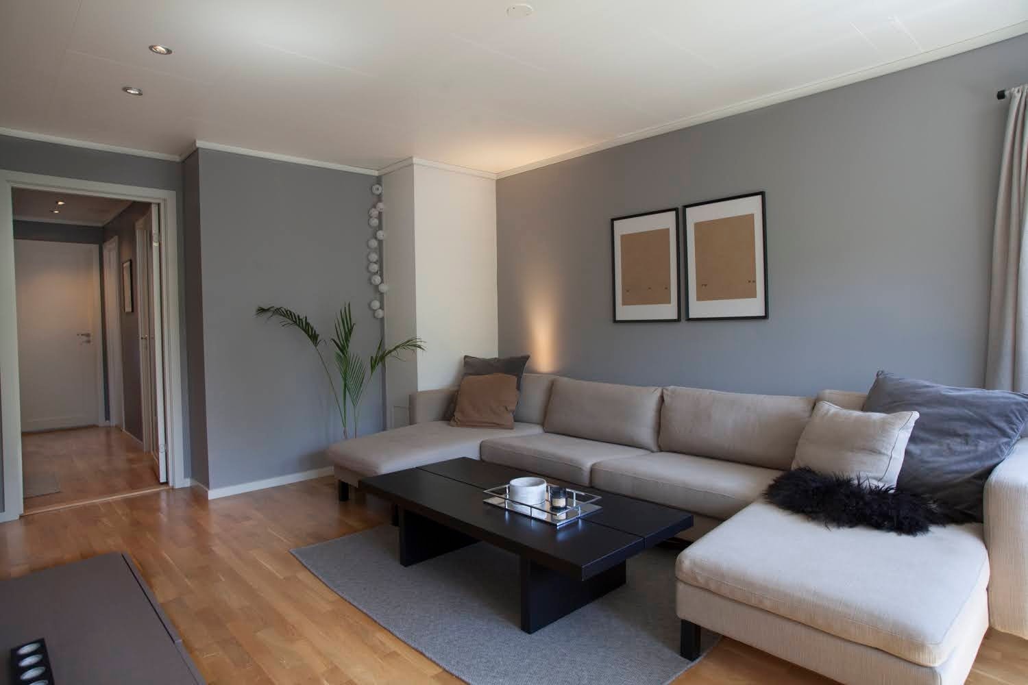 Lys, lekker stue Galleribilde