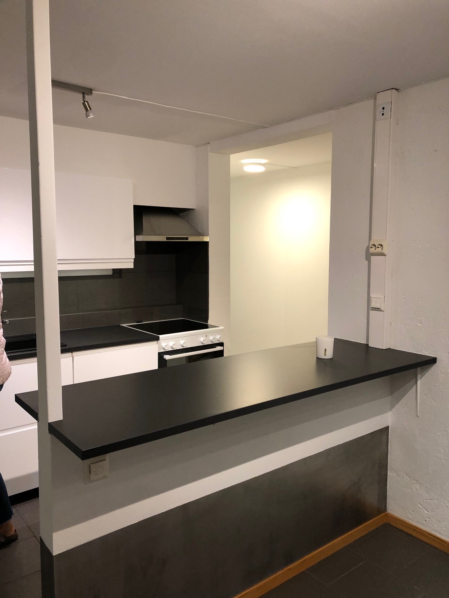 Øy foran kjøkken Galleribilde