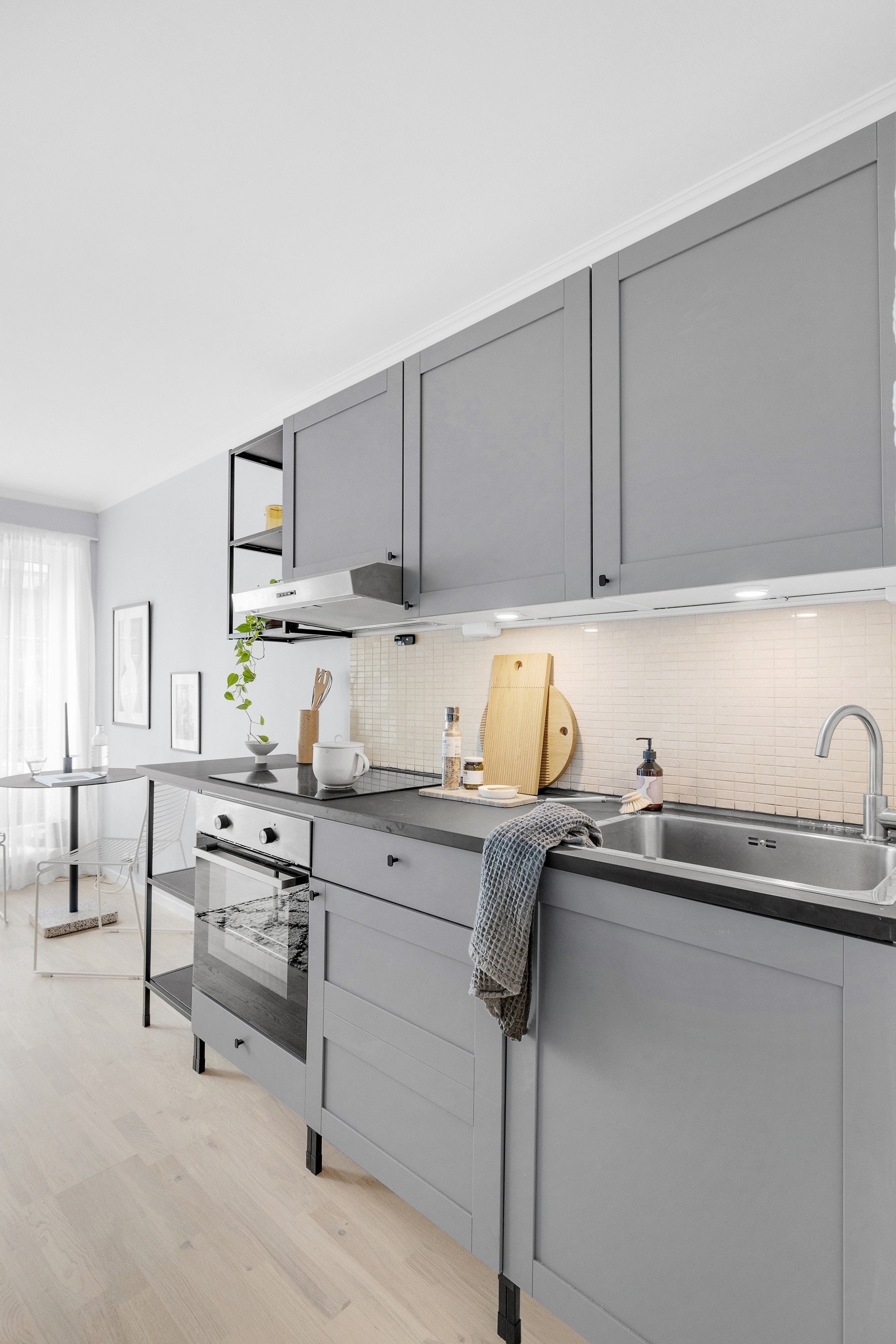 Møblene på bildene følger ikke med. Galleribilde