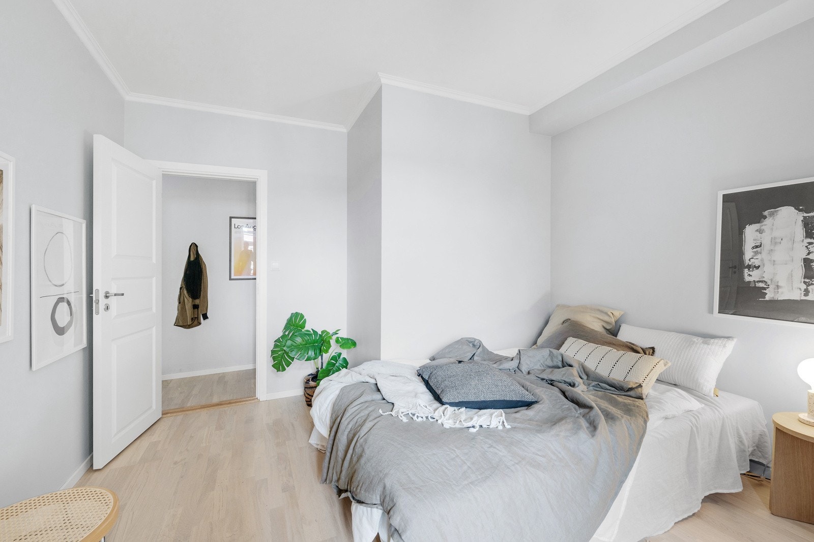 Møblene på bildene følger ikke med. Galleribilde