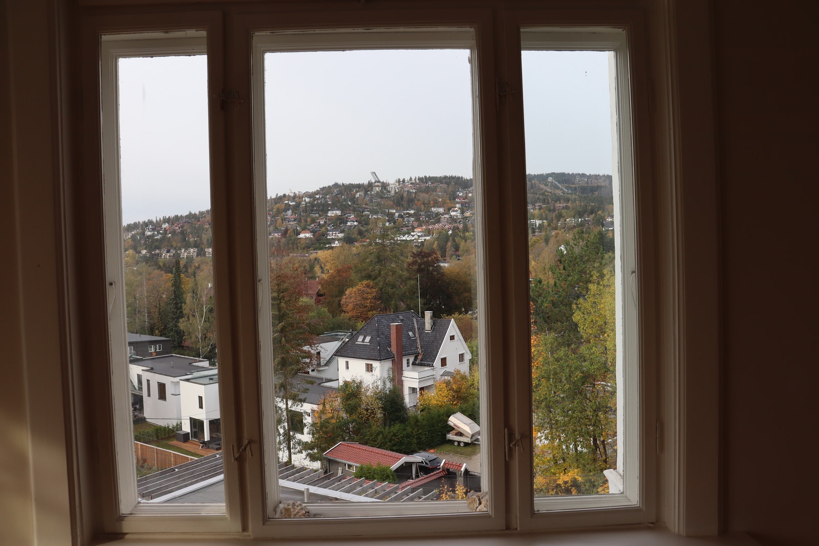 View West to Holmenkollen Galleribilde