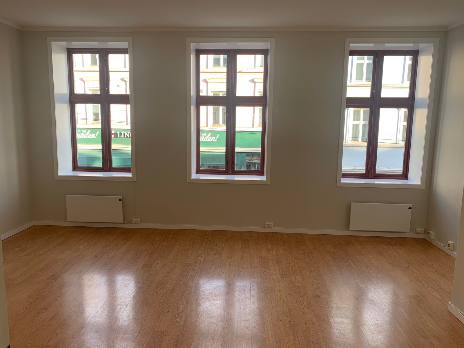 Stue umøblert Galleribilde