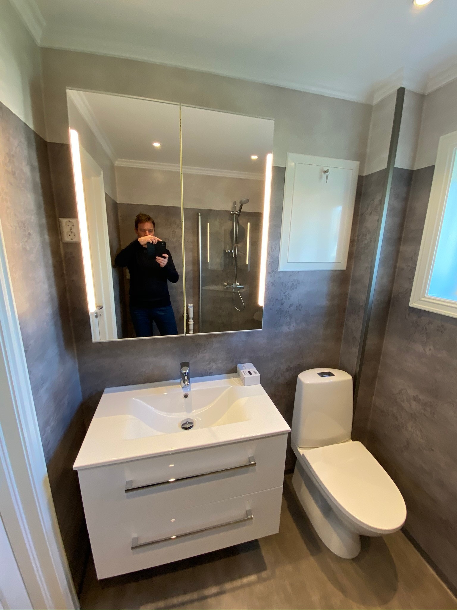 Bad. Leietager skaffer vaskemaskin selv Galleribilde