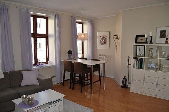 Stue møblert Galleribilde