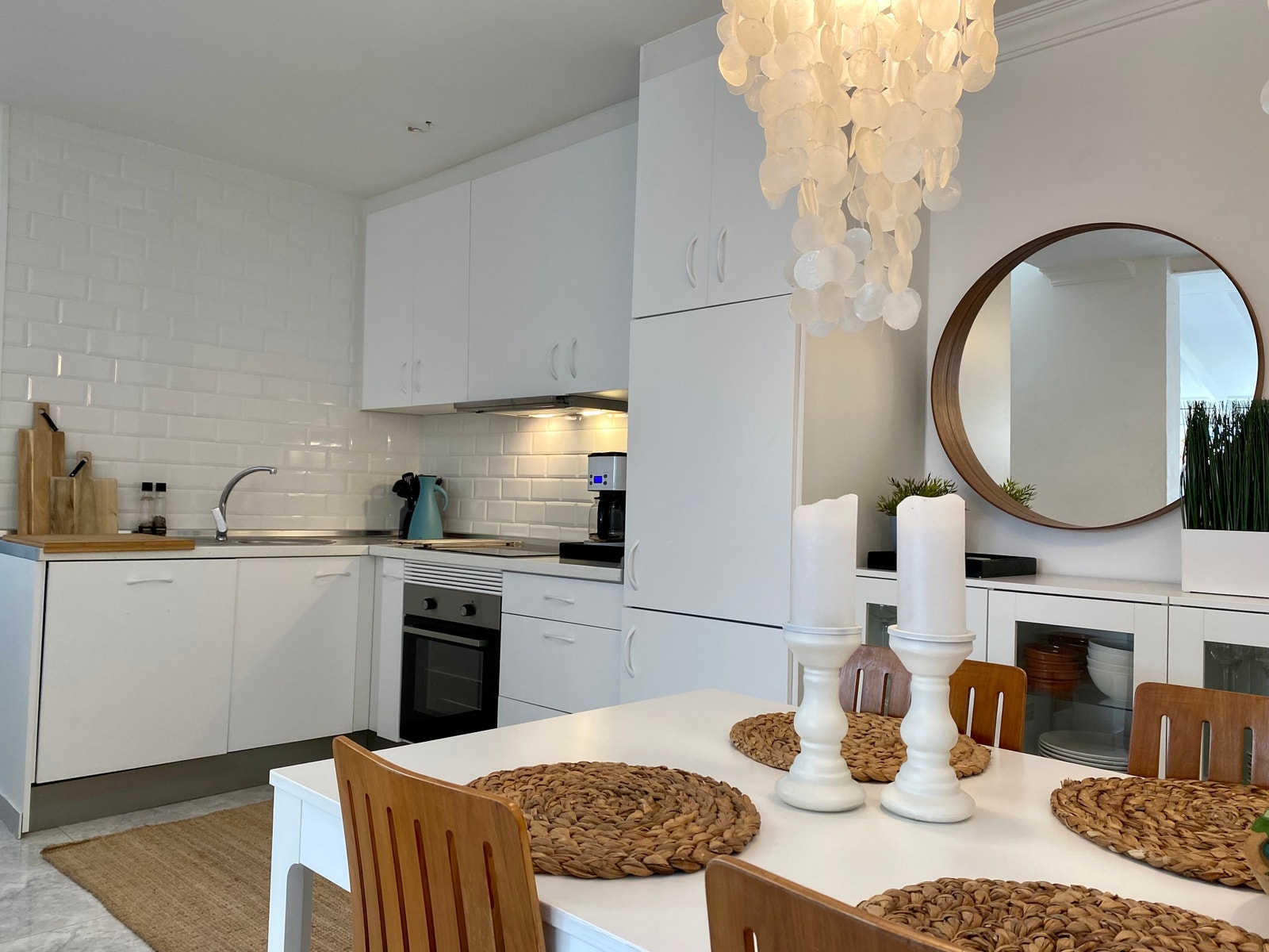 Spisestue inn mot kjøkken 1 etg. Galleribilde