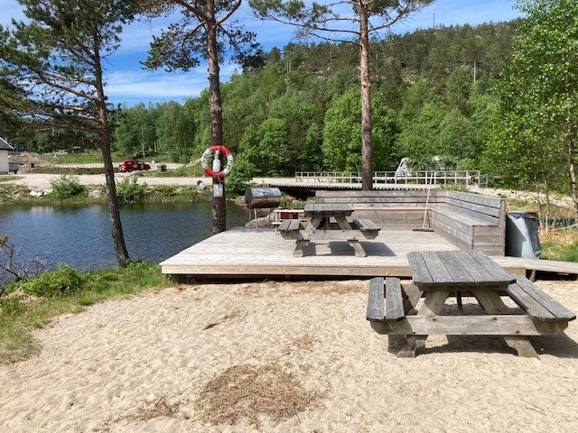 Felles grill/badeplass Galleribilde