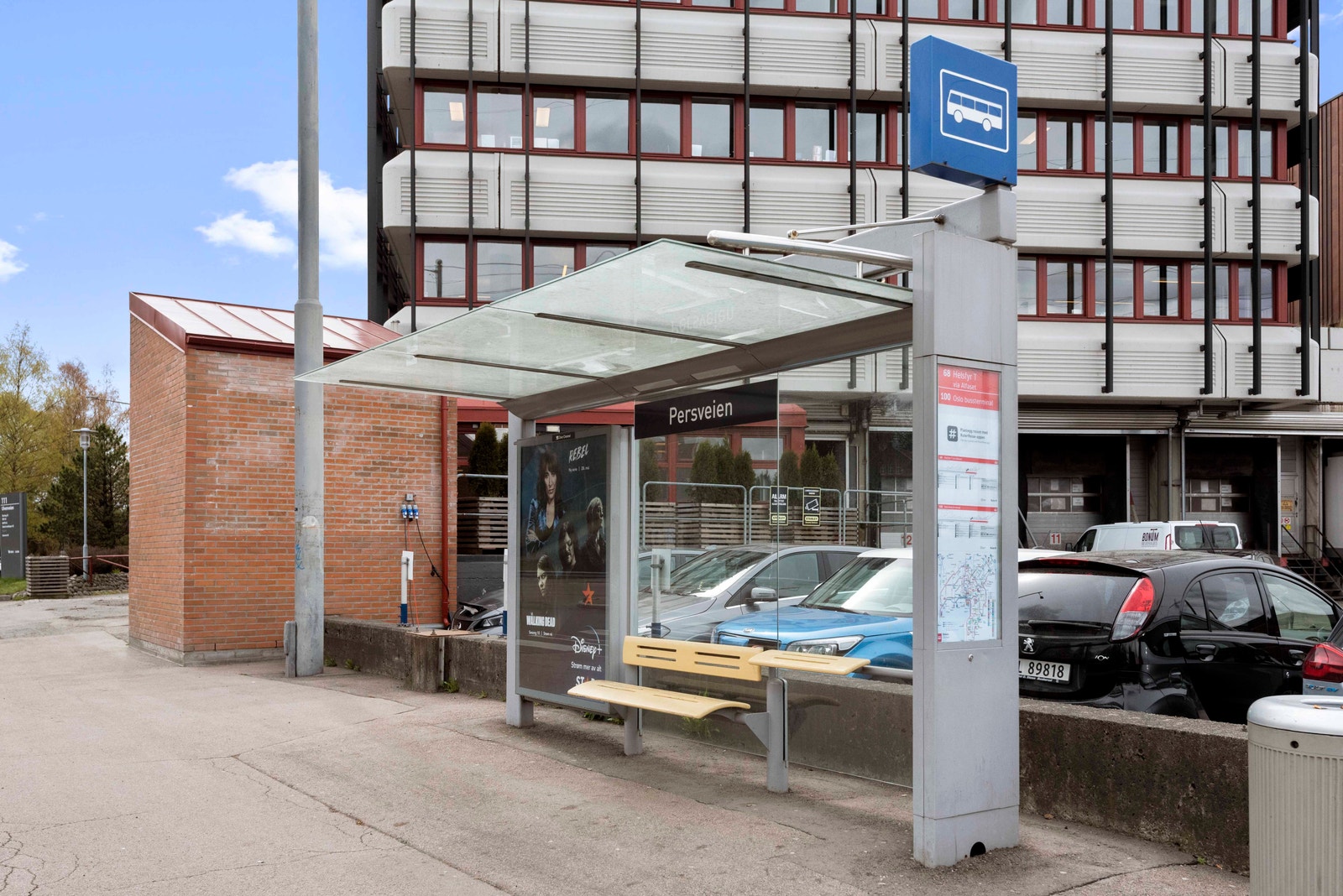 Ulvenveien oppgraderes til fin ny hovedgate gjennom området med busstrasé i midten. Galleribilde