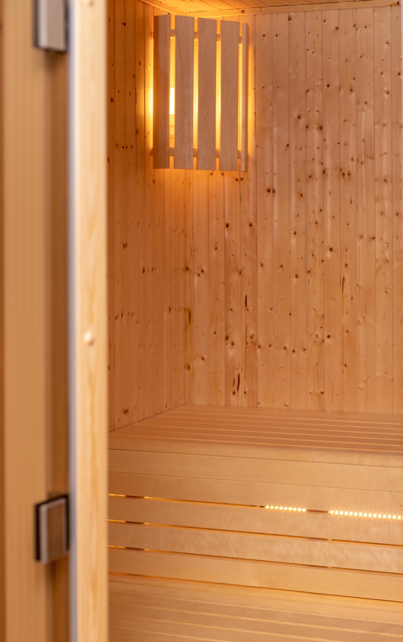 En Skogfiol hytte oppført i Valdres Galleribilde