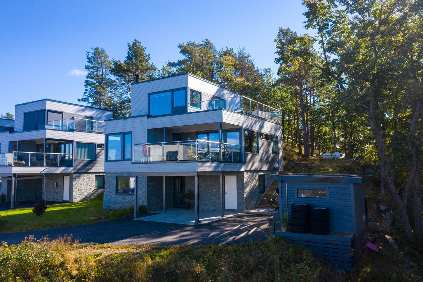 Utearealene er usjenerte for de andre boligene på feltet Galleribilde