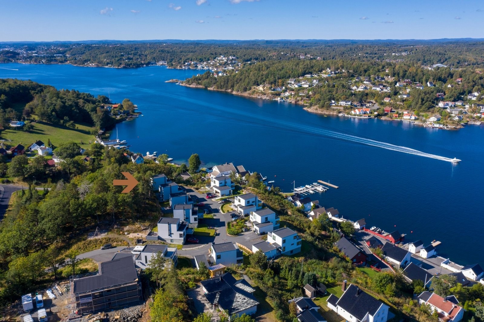 Det lille intime feltet oppleves som ett etablert og velordnet felt med gode naboforhold Galleribilde