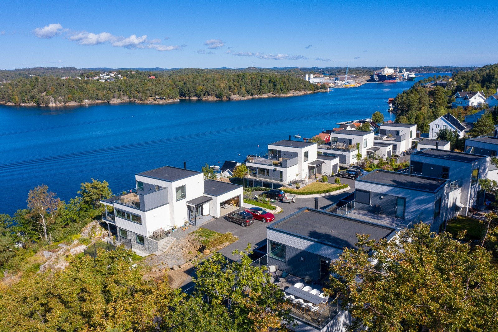 Kort vei til sjø og en natur av de sjeldne Galleribilde