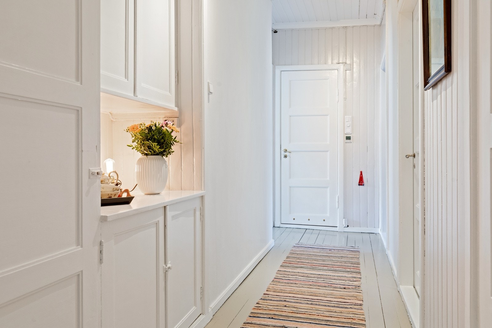 Gangen fordeler til de fleste rom. Galleribilde