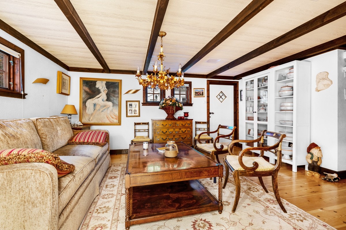 Fra oppholdsrom - brukes som stue - i annekset Galleribilde