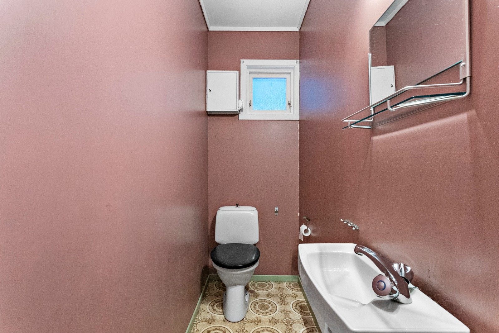 Ekstra toalett på hovedplan Galleribilde