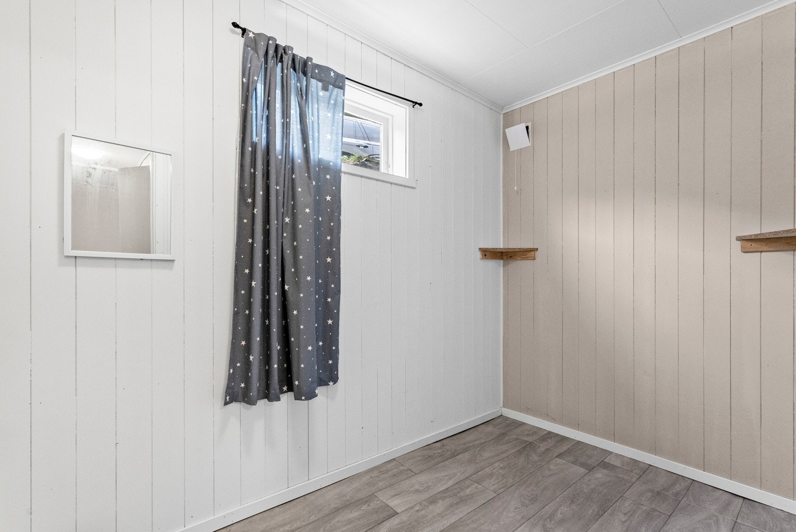 Disponibelt rom i underetasjen Galleribilde