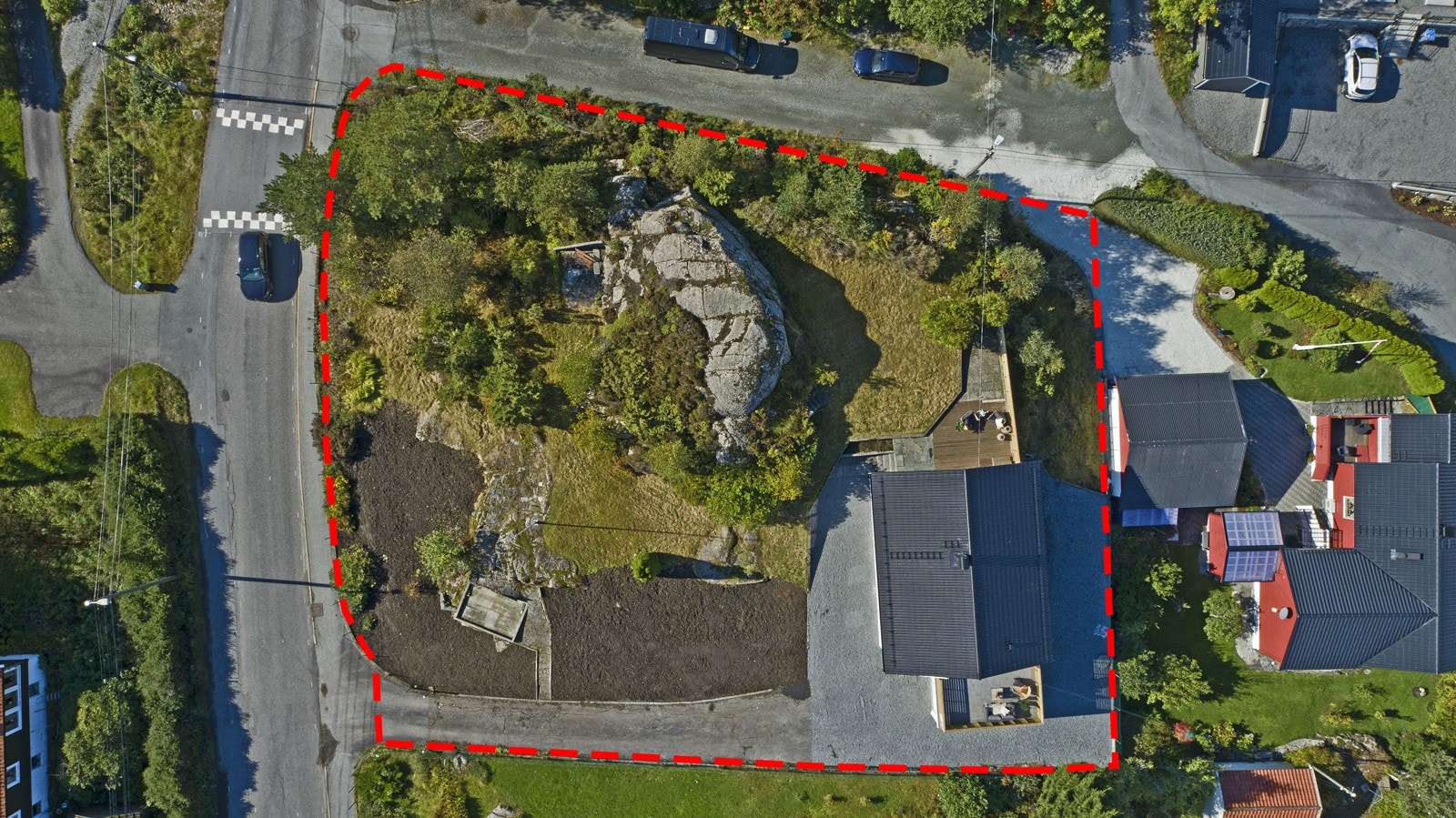 Tomten er på hele 1.8 mål Galleribilde