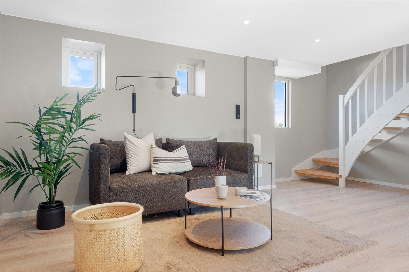 Alle vegger som vender mot yttervegg er etterisolert fra innsiden. Galleribilde