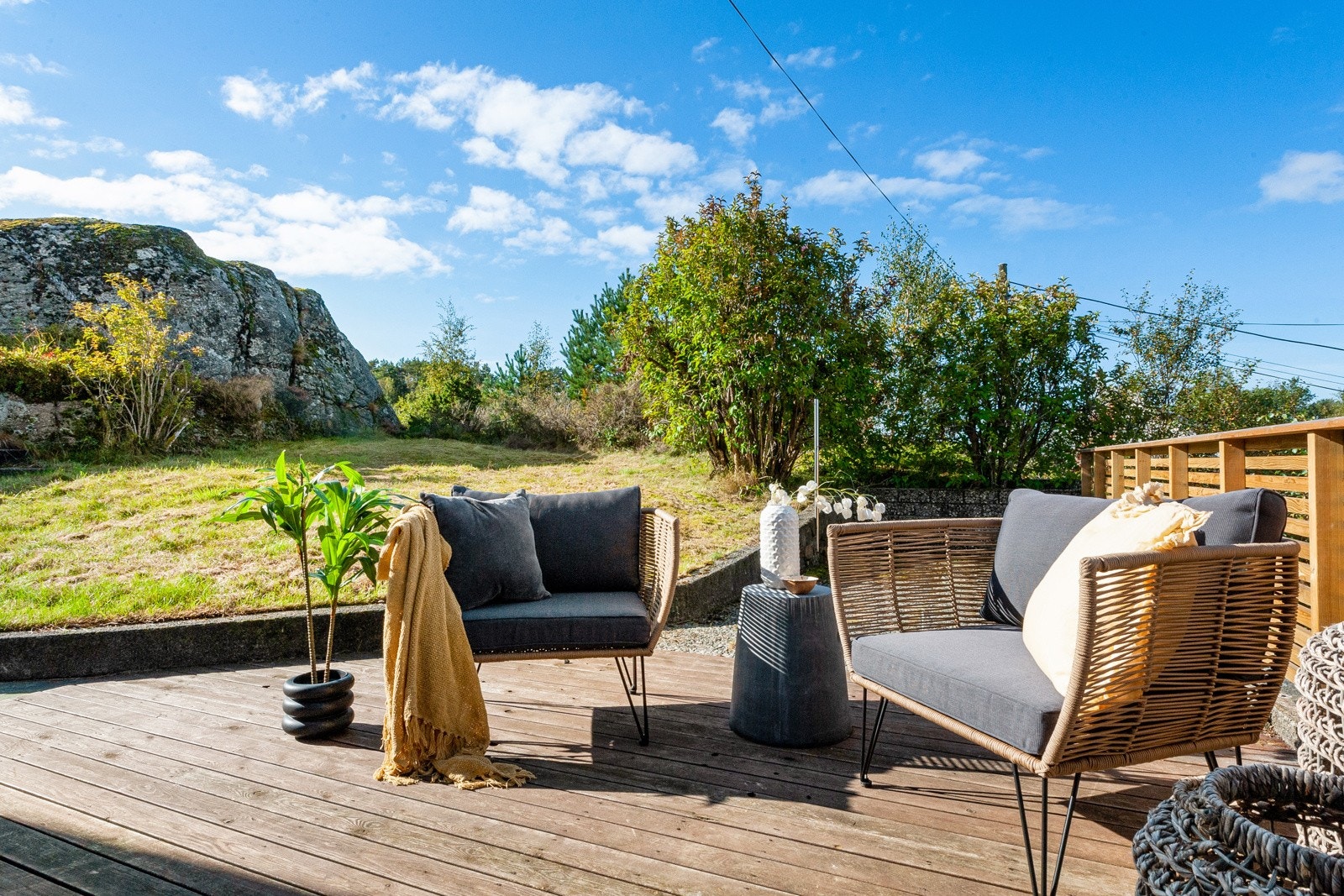 Her kan solen nytes fra morgen til kveld i usjenerte omgivelser. Galleribilde