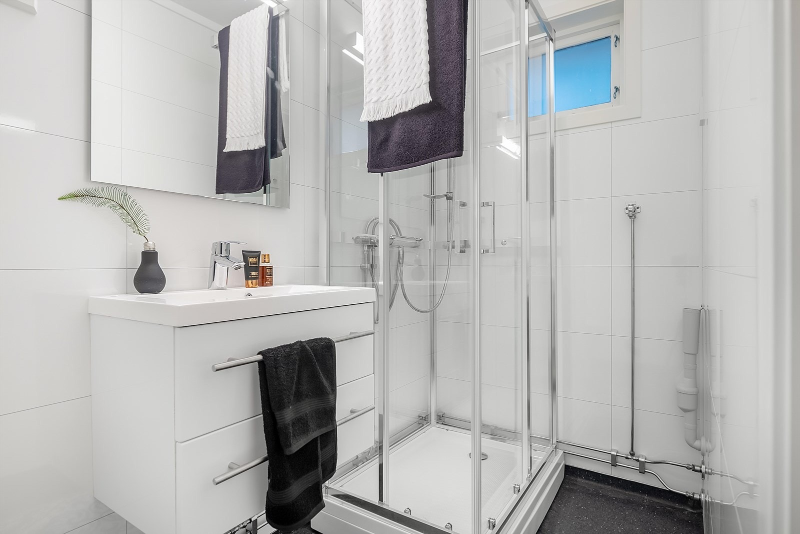 Badet er nyoppusset med nye overflater og innredning Galleribilde