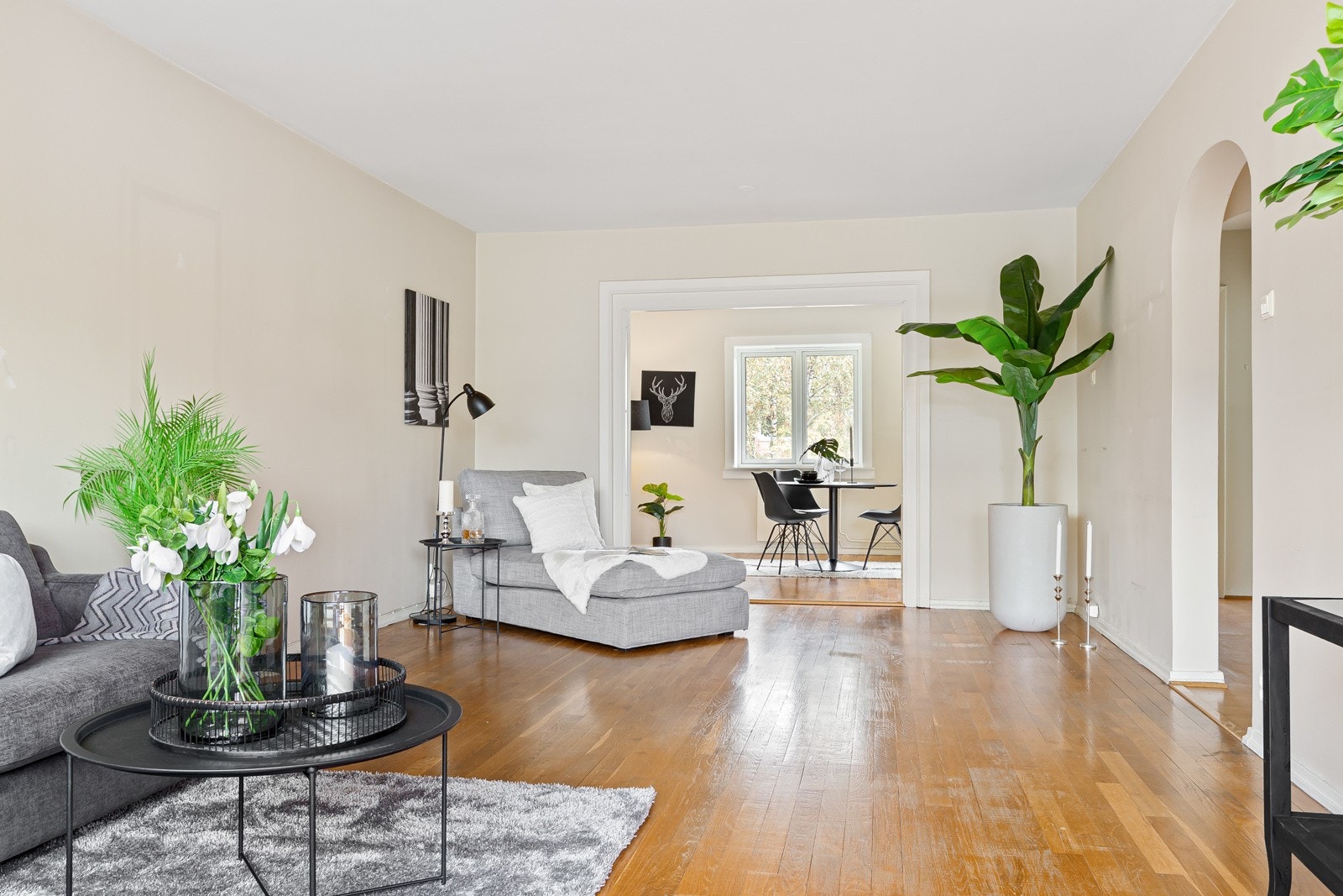 Velkommen til Hoff Terasse 2, Presentert v/Tone Bjørgvik, EIE Galleribilde