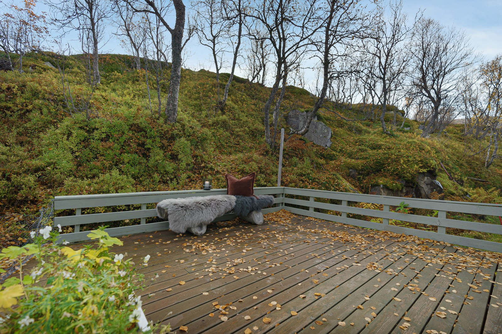Terrasseplatt mot sørøst på 15 kvm.