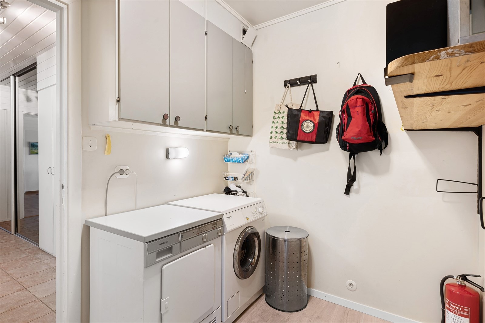 Vaskerom Galleribilde