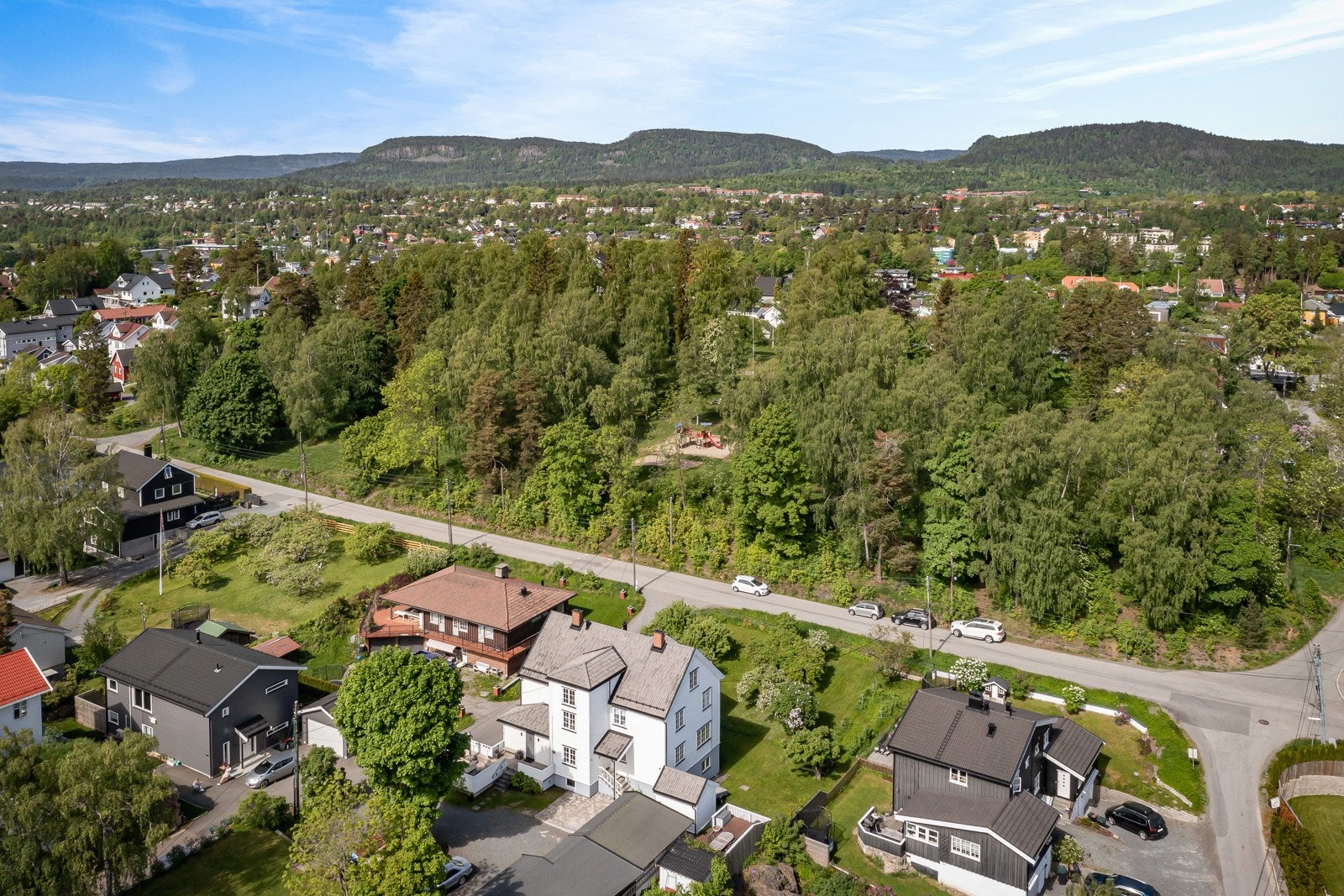 Boligen ligger tett opptil Bjerkelundsparken og har fin gangvei til områdets mest populære skoler Galleribilde