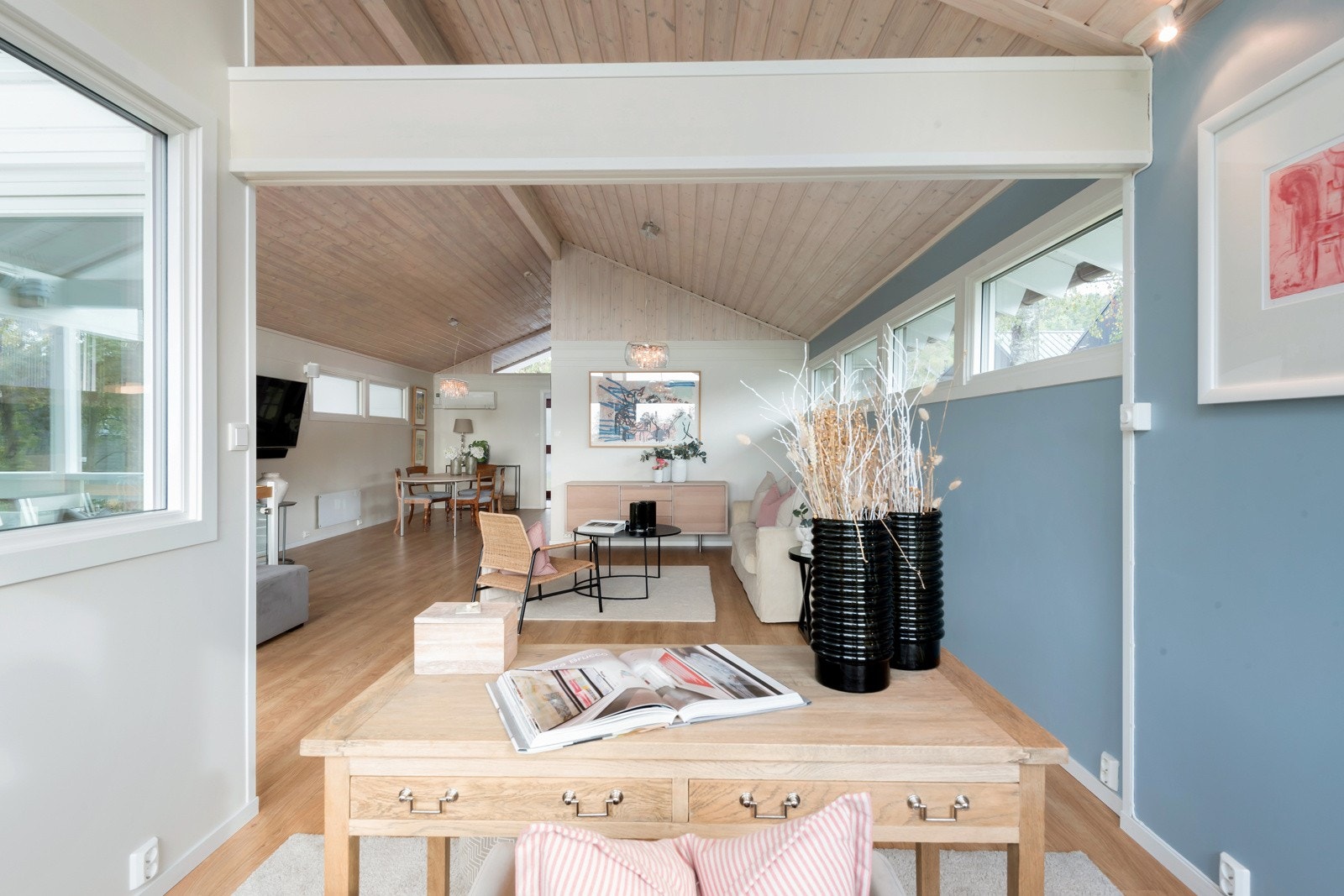 Mot stuen Galleribilde