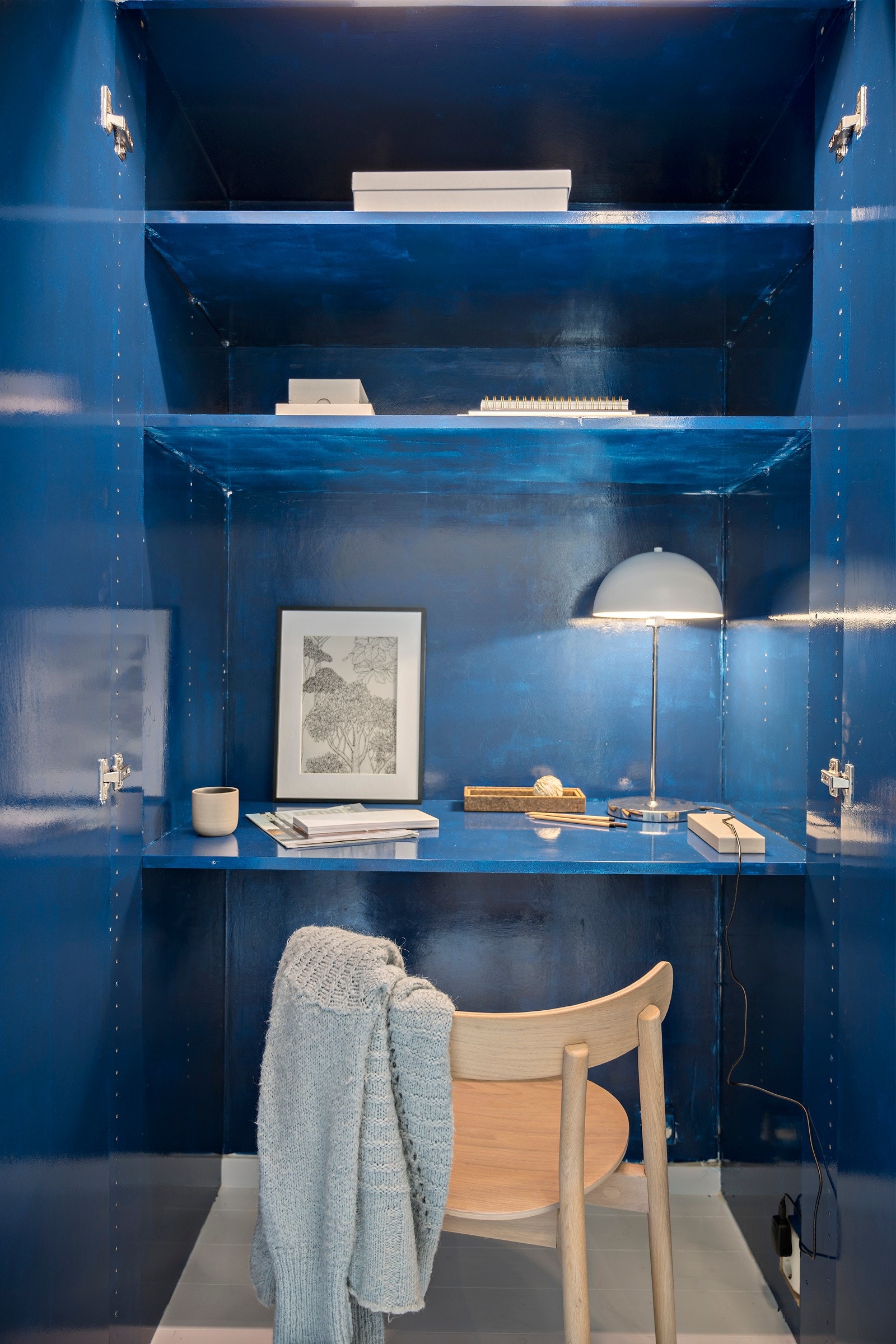 Detaljbilde kontor/garderobe. Galleribilde