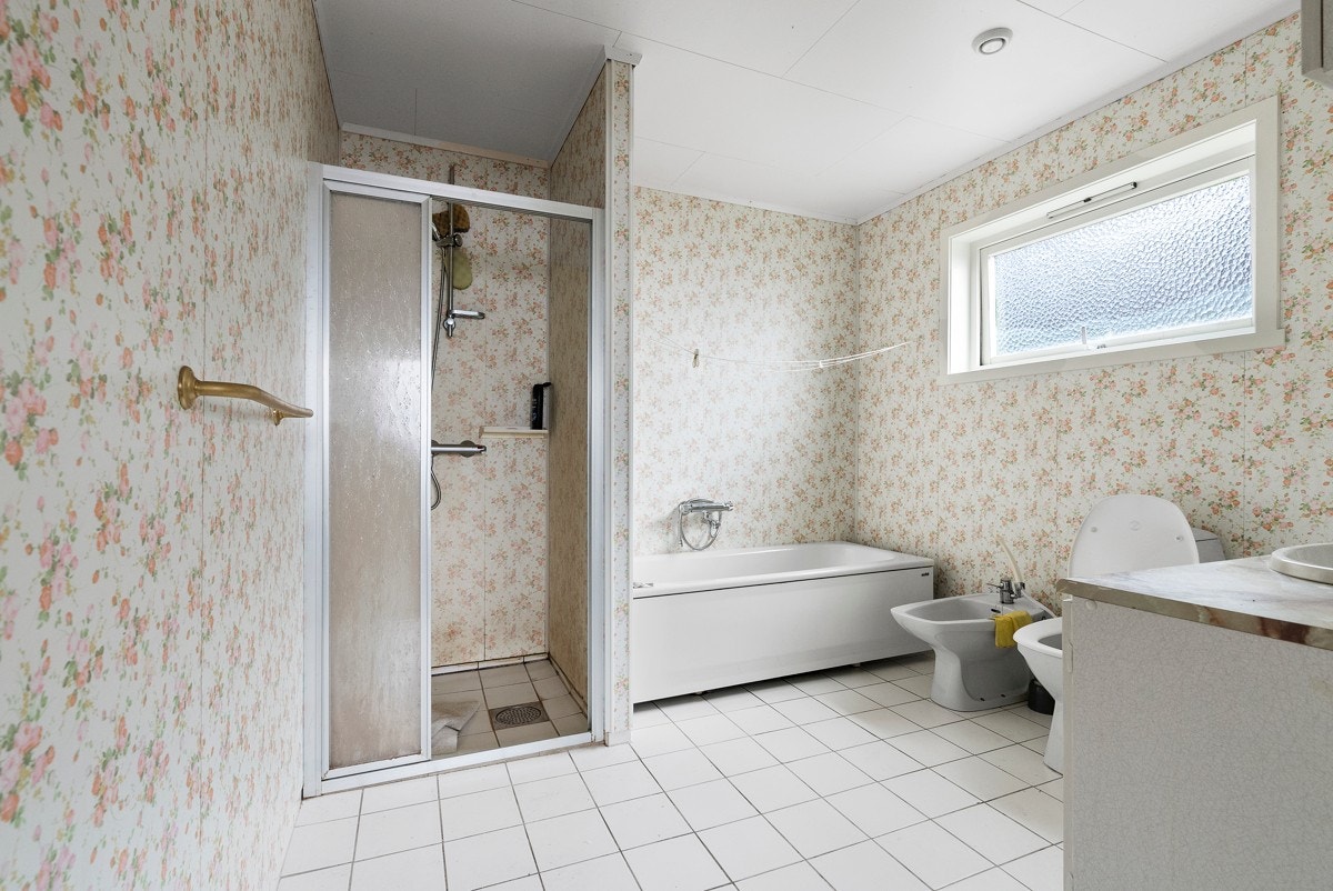 Bad 1 av 2 på hovedplan Galleribilde