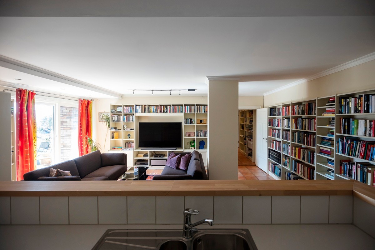 Gjesteavdeling/hybel med stue, åpent kjøkken, soverom og lekkert bad Galleribilde