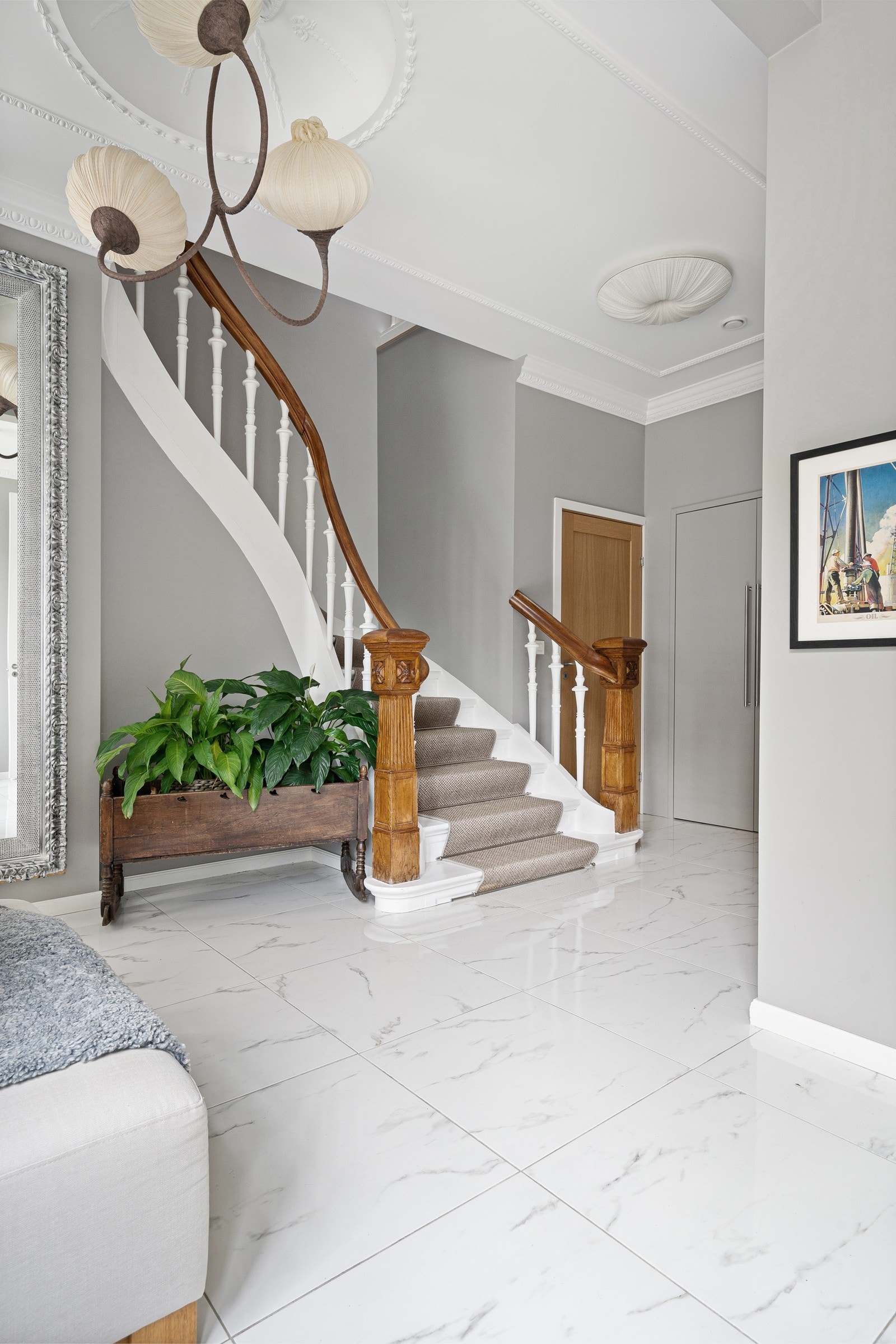 Hall. Galleribilde