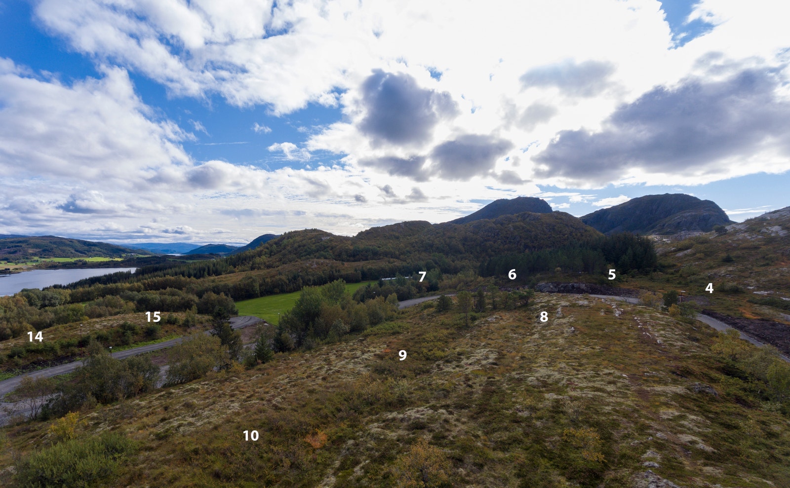 Alle tomtepriser er inkl. tilknytningsavgift for vann og kloakk, oppmålingsgebyrer og dokumentavgift Galleribilde