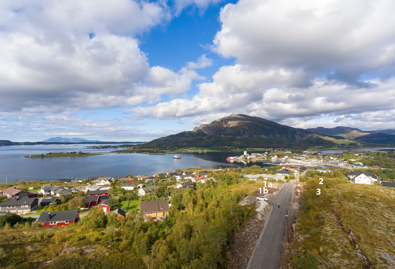 Tettstedet er i vekst og meget attraktivt for barnefamilier Galleribilde