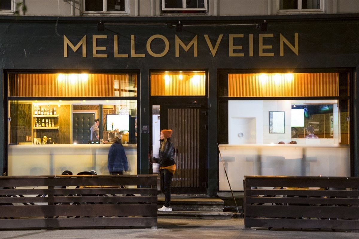 Mellomveien pub er et av flere populære møtesteder rett i nærheten Galleribilde