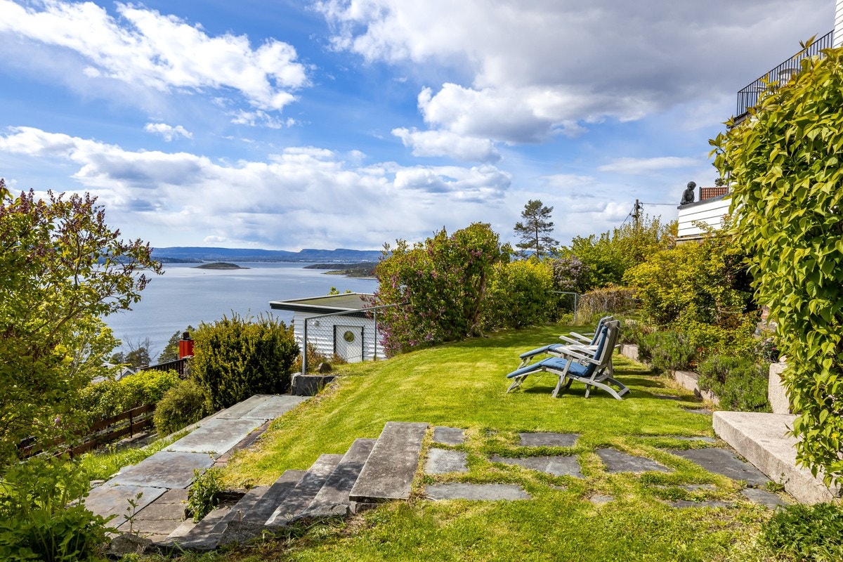 Stor skjermet hage Galleribilde