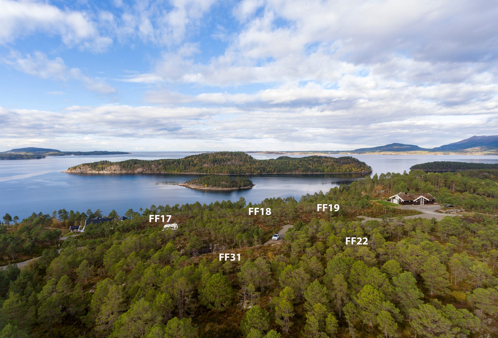 Tomtene kan bebygges med inntil BYA= 25% Galleribilde