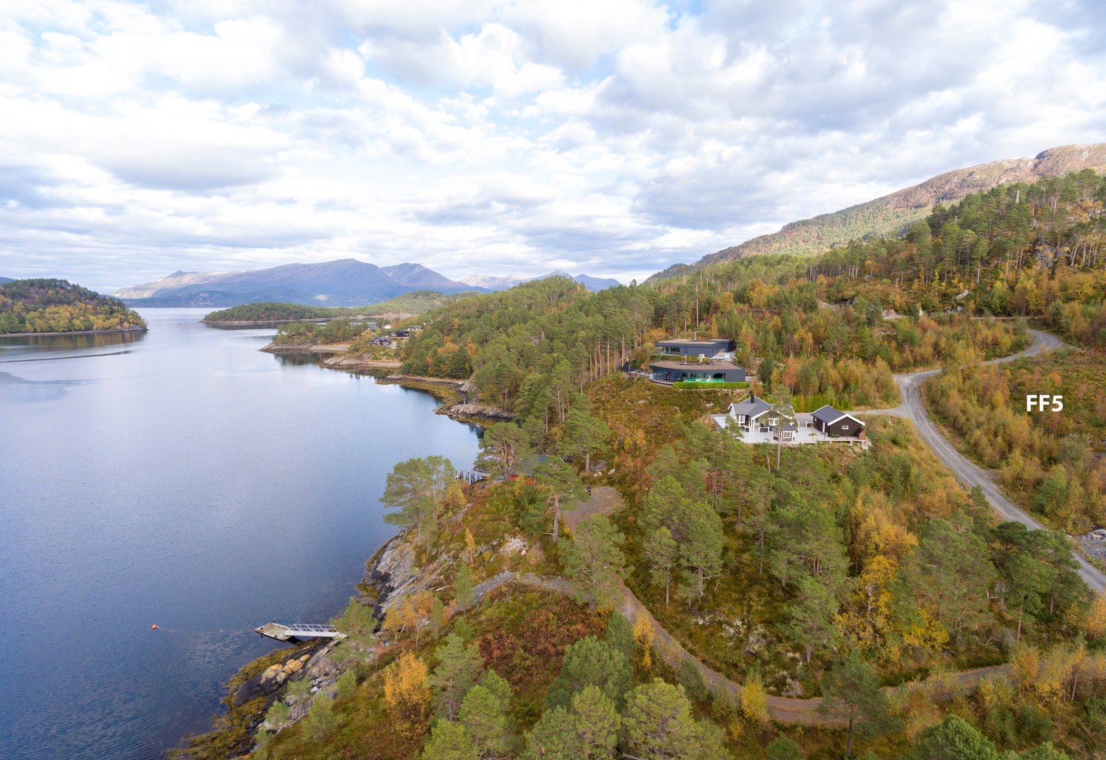 Tomtene i Jutvika er fra ca. 1000 kvm. til 1600 kvm Galleribilde