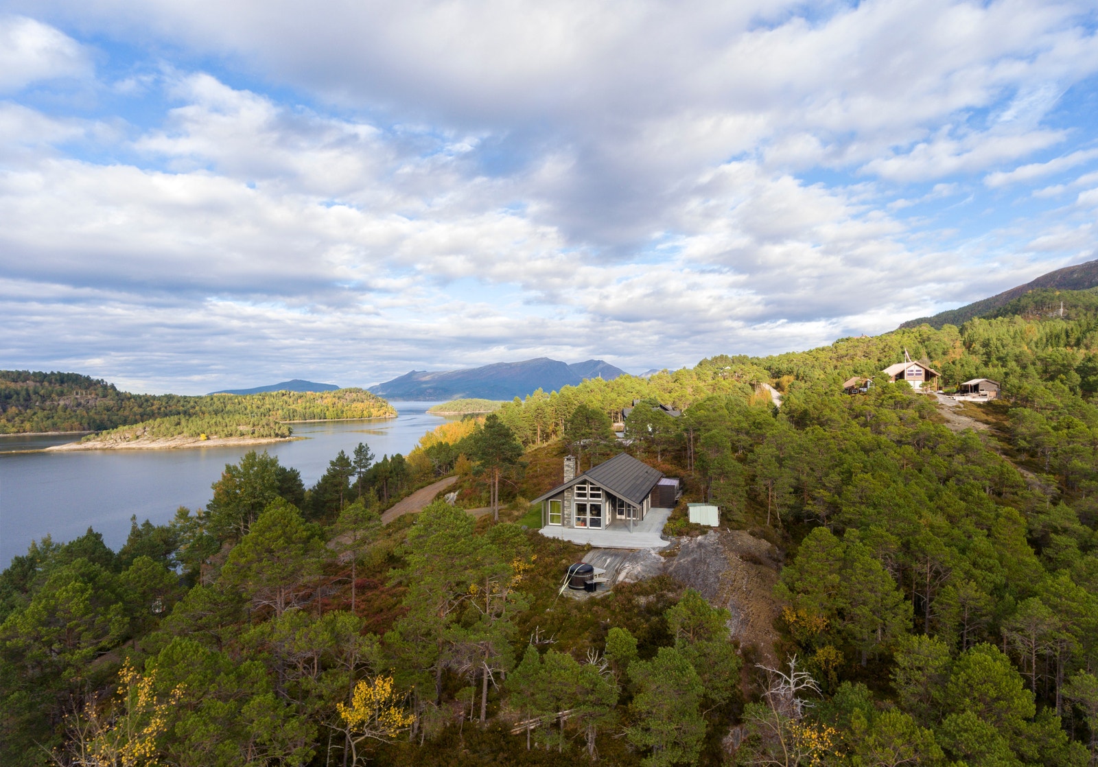 Velkommen til Jutvika og Tingvoll! Galleribilde