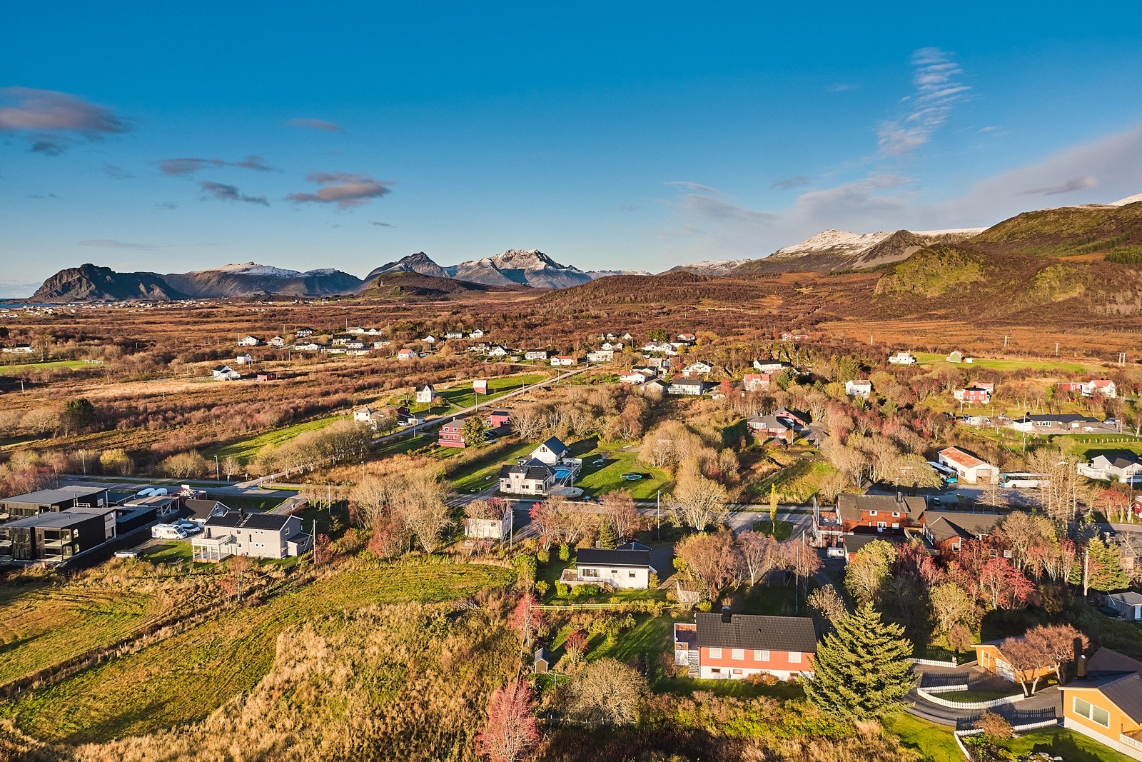 Barnevennlig område med gangavstand til både skole og barnehage. Galleribilde