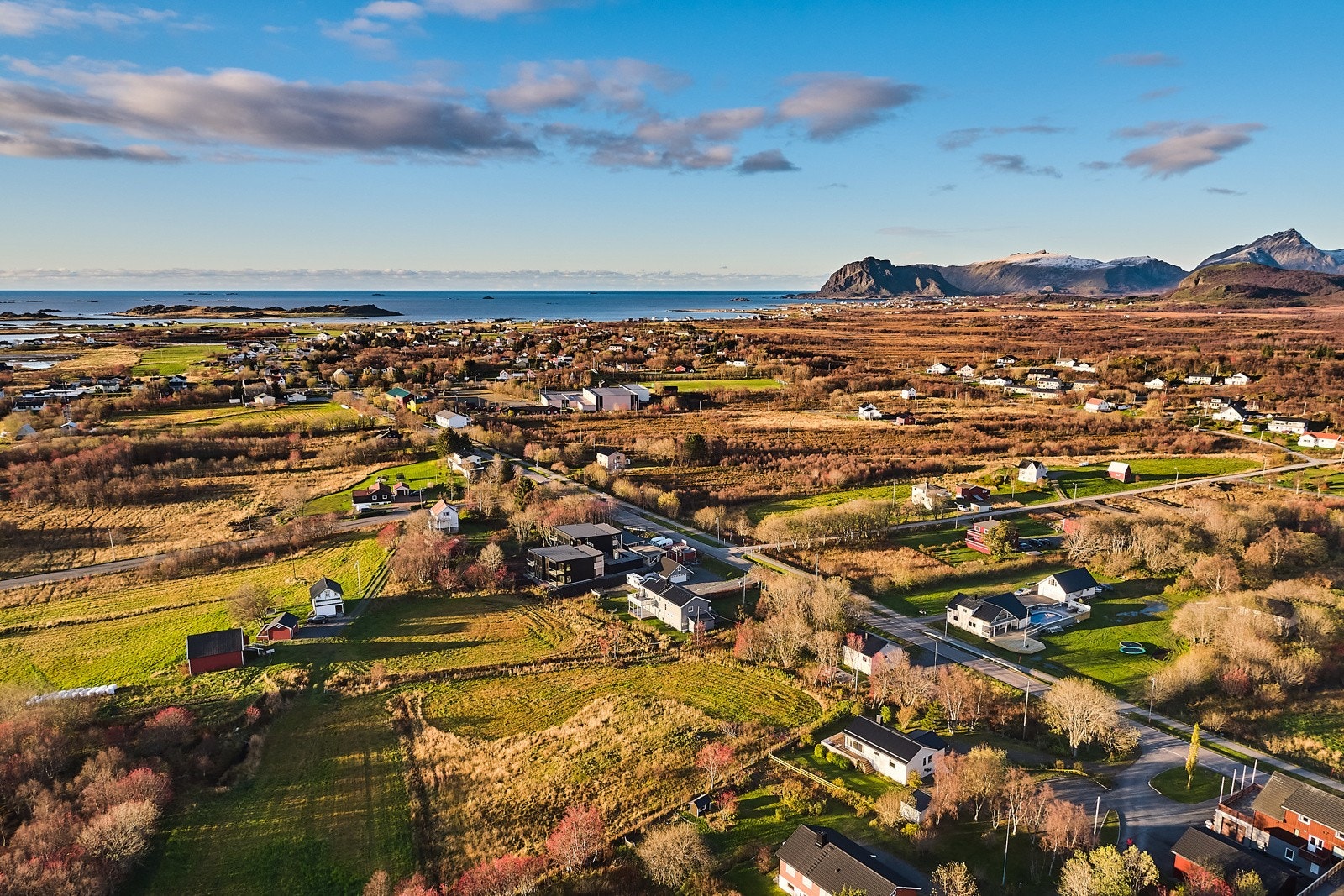 Området er et eldrorado for den friluftsinteresserte. Her bor du sentralt og fint til med naturskjønne omgivelser rundt deg og flotte turmuligheter i nærheten. Galleribilde